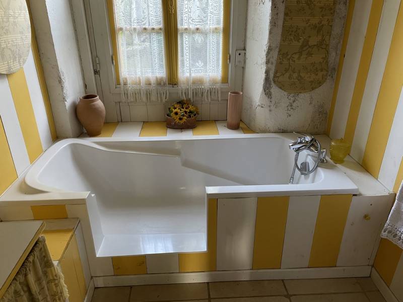Aménagement salle de bain pour séniors Charente Maritime