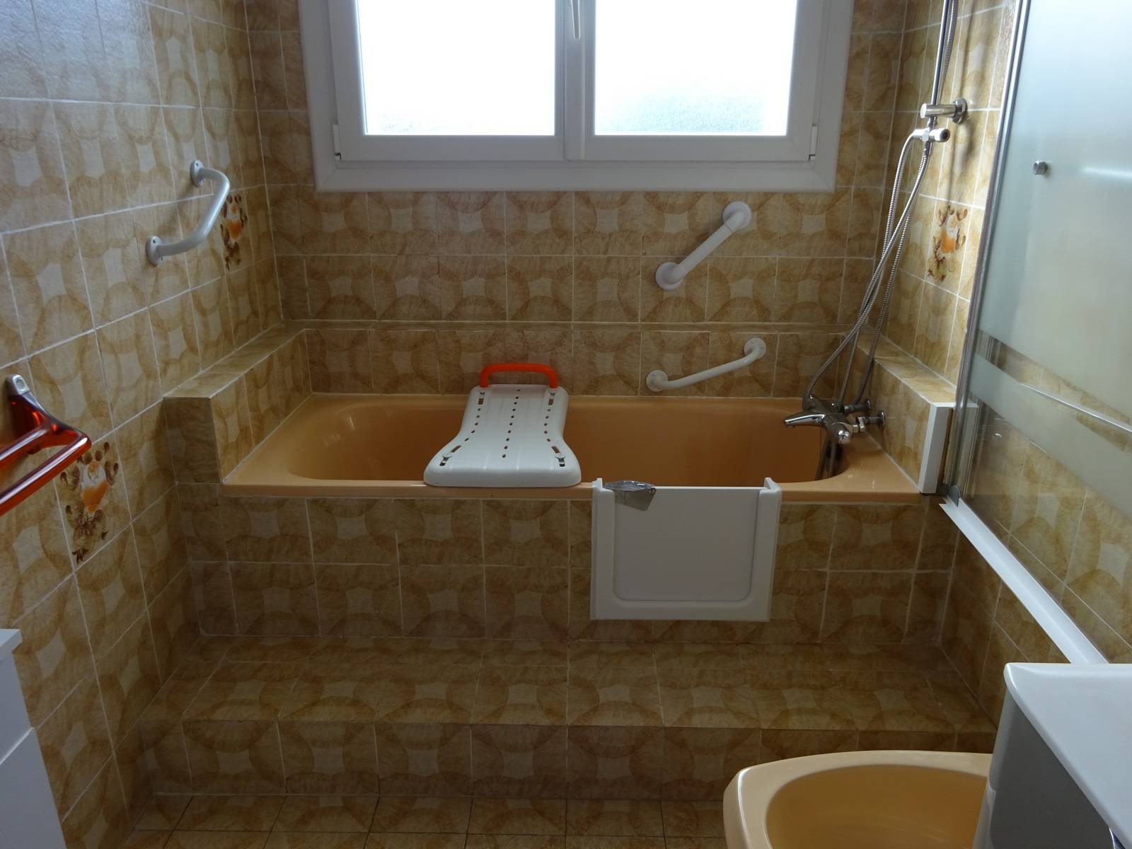 baignoire à porte sud ouest