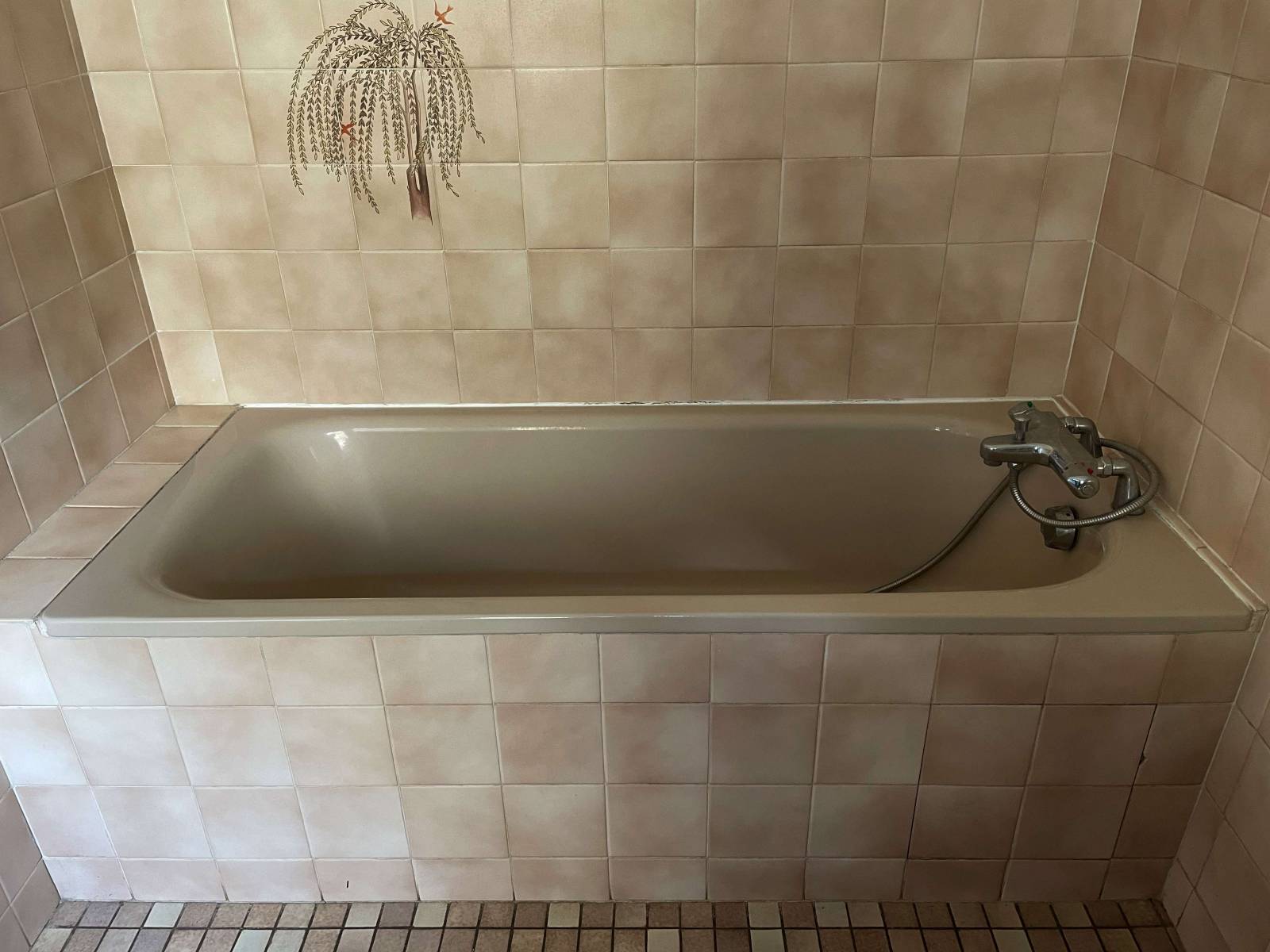 Découpe baignoire par SOBAIN à Bordeaux