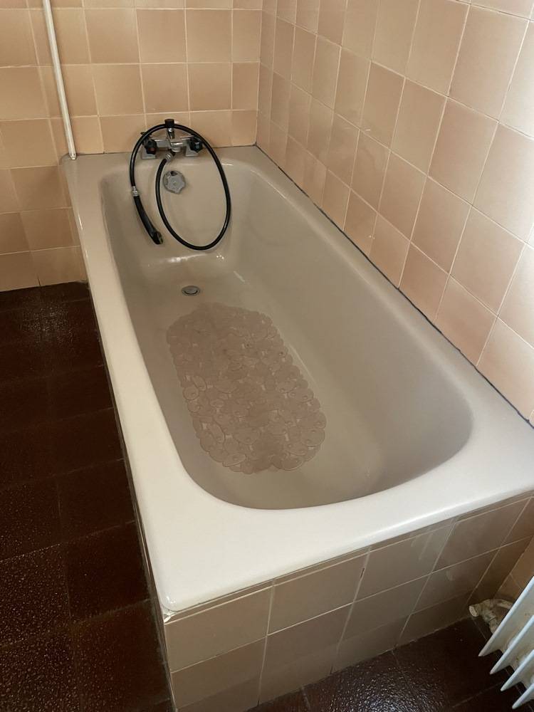 Transformer sa baignoire en baignoire à porte à Floirac