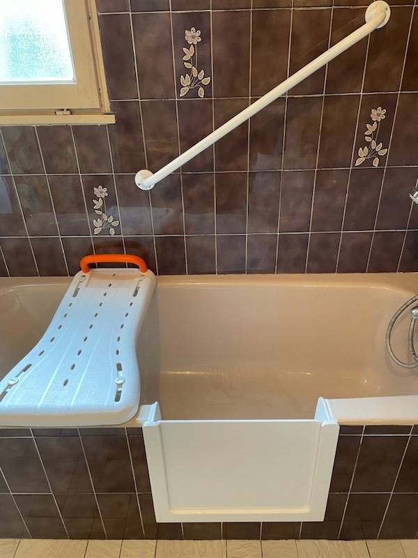 Baignoire à porte par SOBAIN à Bordeaux