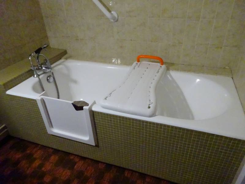 baignoire ou douche à l'italienne par SOBAIN Bordeaux