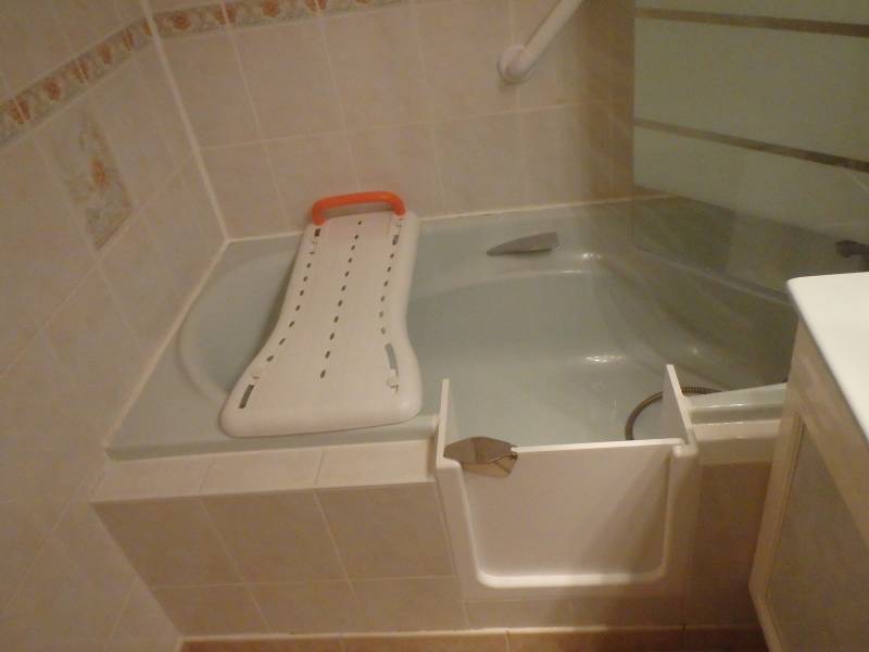 Baignoire à porte Bordeaux Cauderan